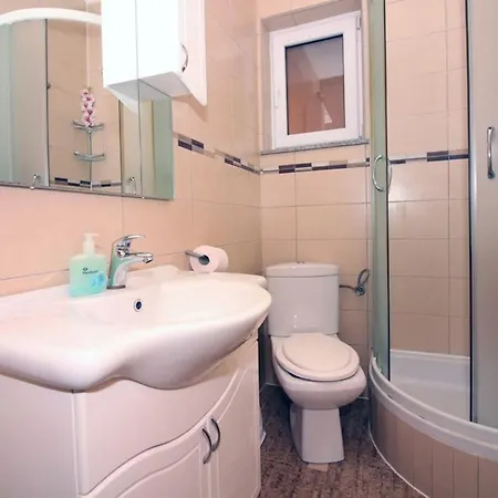 4 Bedroom In