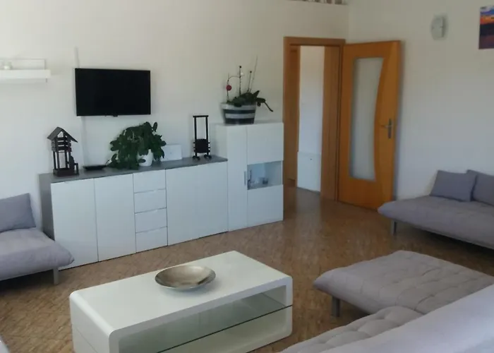 4 Bedroom In Apartman