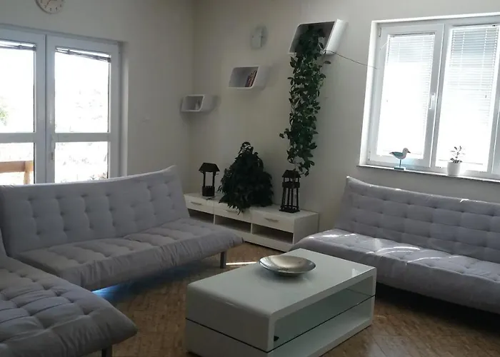 4 Bedroom In Apartman *